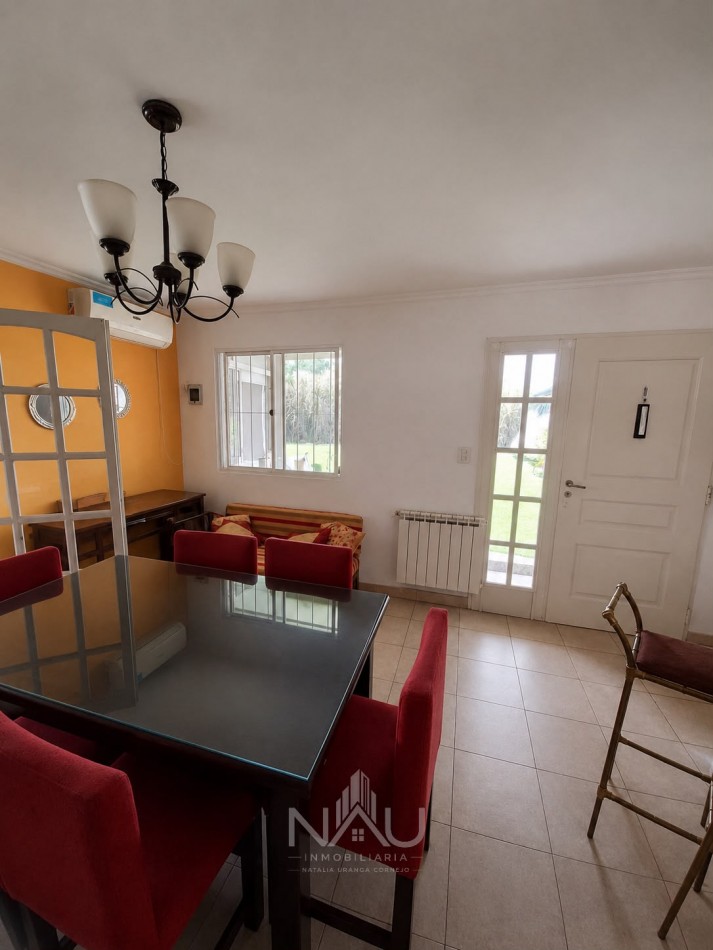 CASA EN LA ALMUDENA