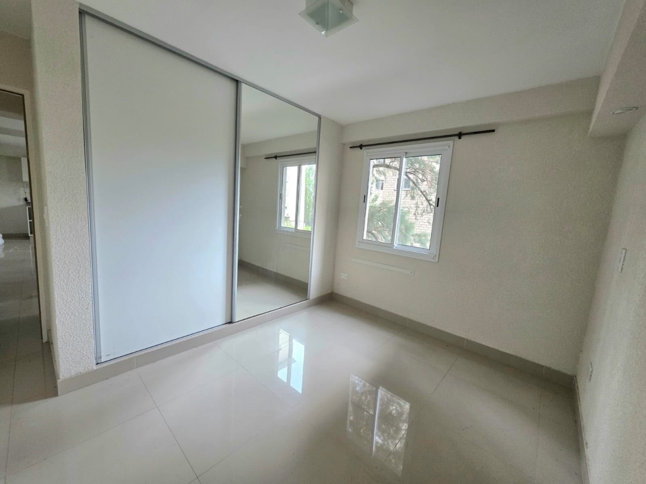 DEPARTAMENTO EN VENTA | OPORTUNIDAD - ZONA MONUMENTO 20 DE FEBRERO
