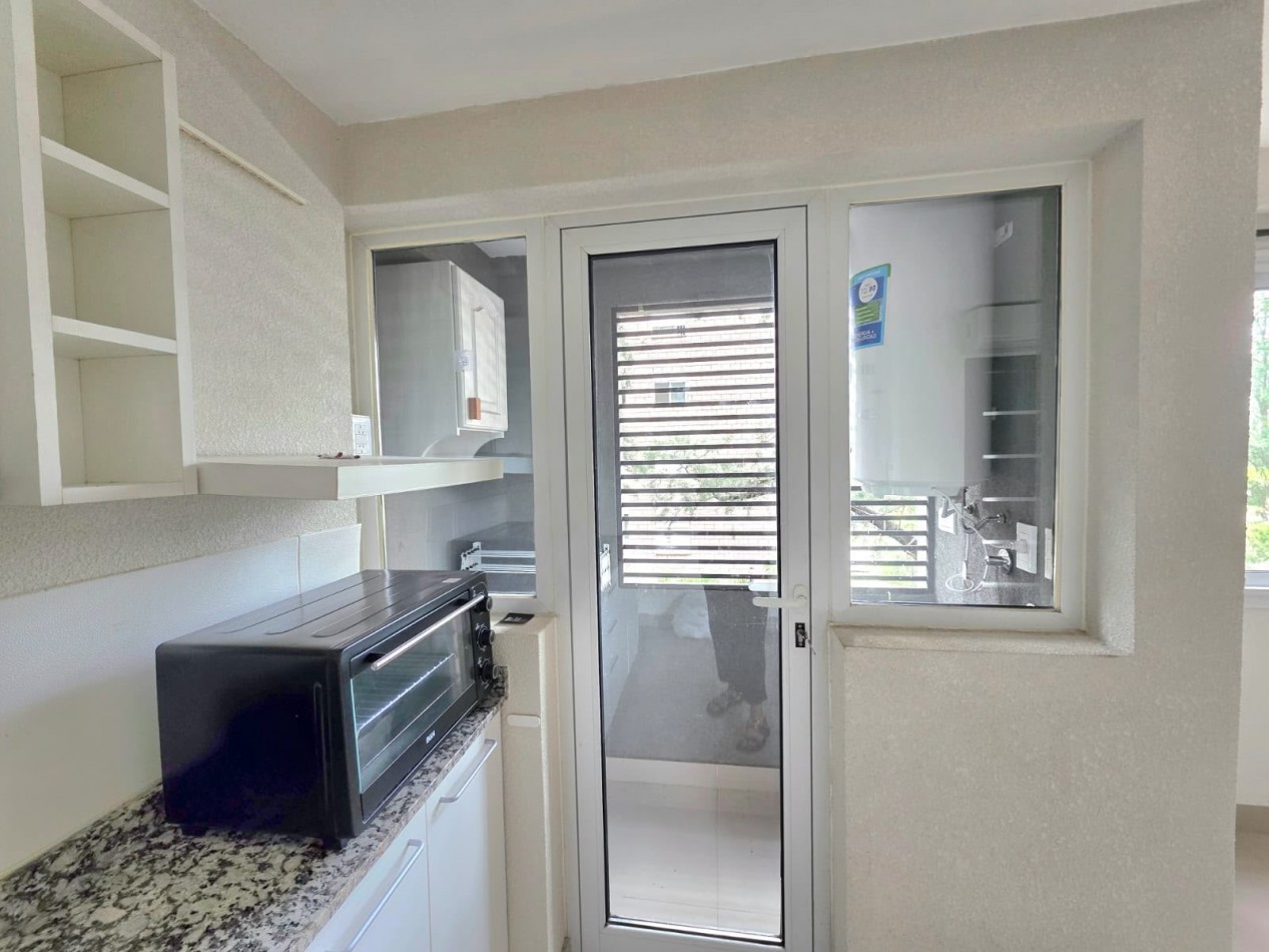 DEPARTAMENTO EN VENTA | OPORTUNIDAD - ZONA MONUMENTO 20 DE FEBRERO