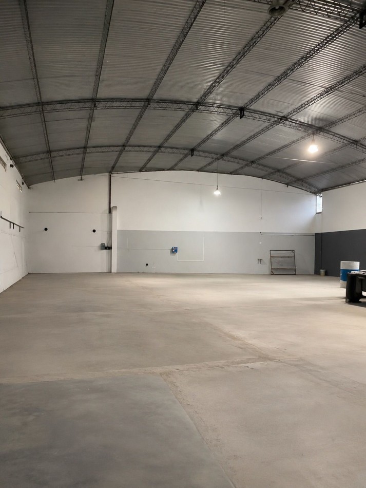 GALPON CON OFICINAS + CASA EN VENTA | AYACUCHO 648